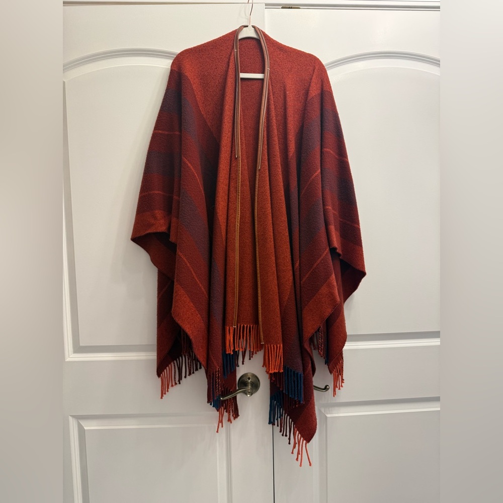 Hermes Poncho with Leather Trim | One Size